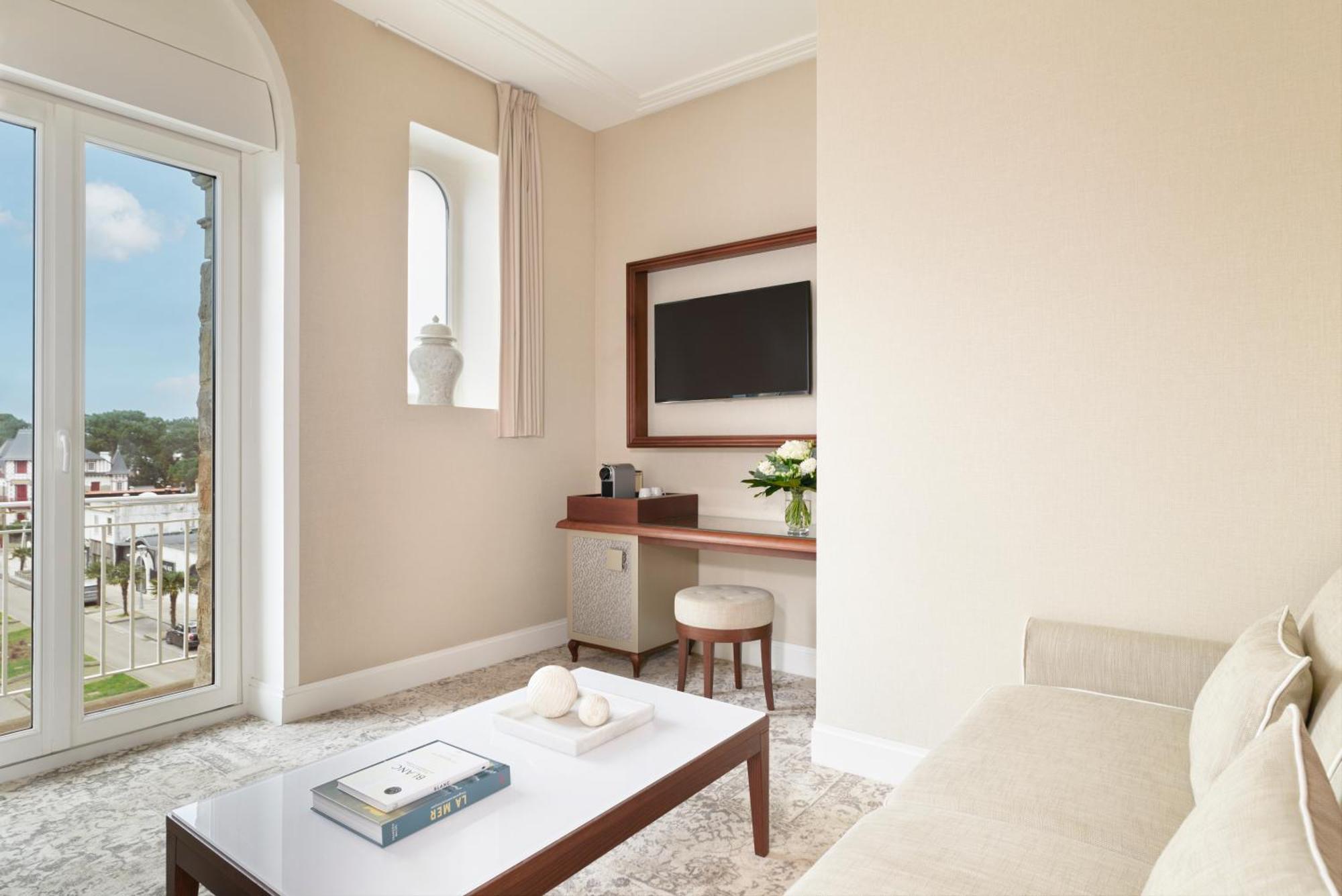 Hotel Barriere Le Royal La Baule Εξωτερικό φωτογραφία