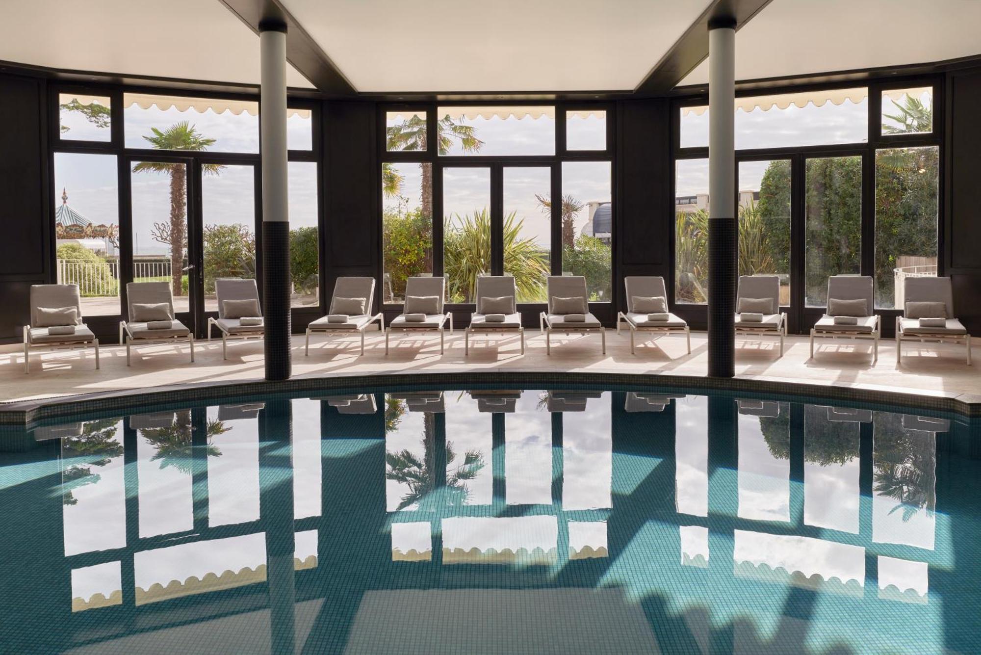 Hotel Barriere Le Royal La Baule Εξωτερικό φωτογραφία